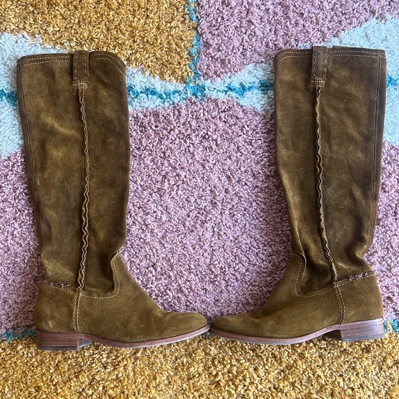 FRYE Cara Tall Boot Wheat Size 7 - Picture 6 of 15
